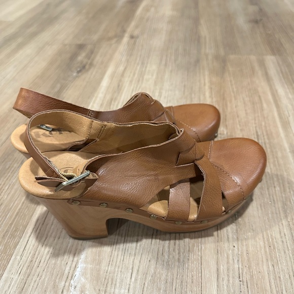 Kork ease Winnie  abbati clogs size 7 good condition - Picture 2 of 8